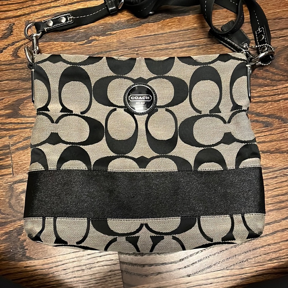 Large coach crossbody purse